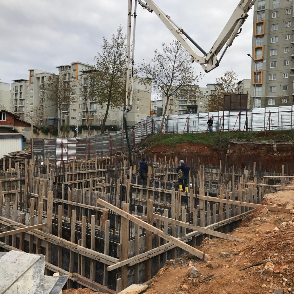 Sultanbeyli — Eşref Bitlis Bulvarı